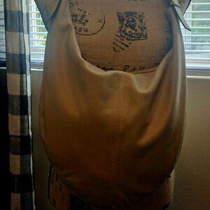 PUNTOTRES cream leather hobo bag